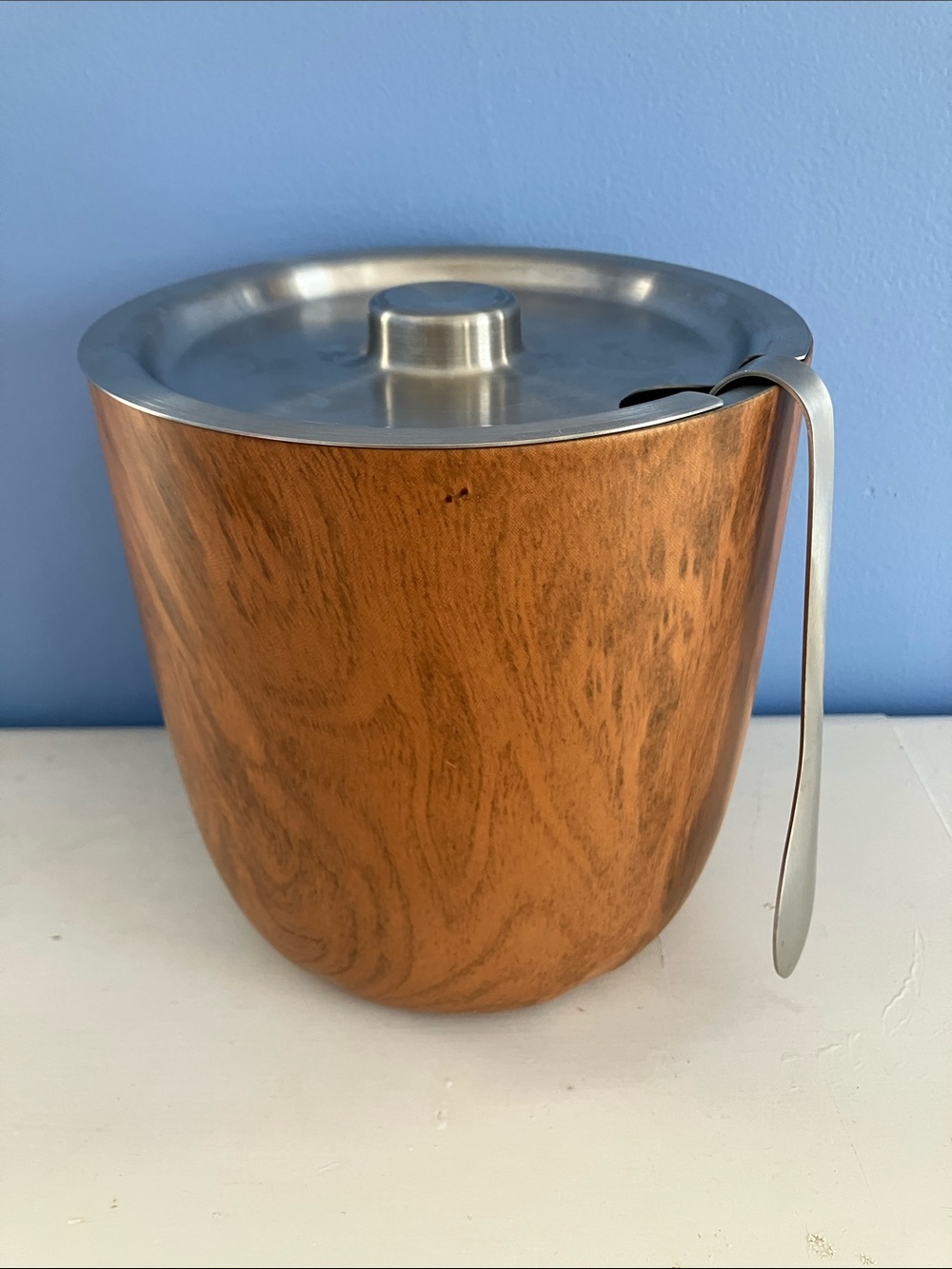 S’well Teakwood Ice Bucket and Tongs - 68oz / 2L